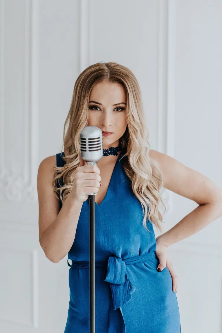 Laulja Helena Mäe
